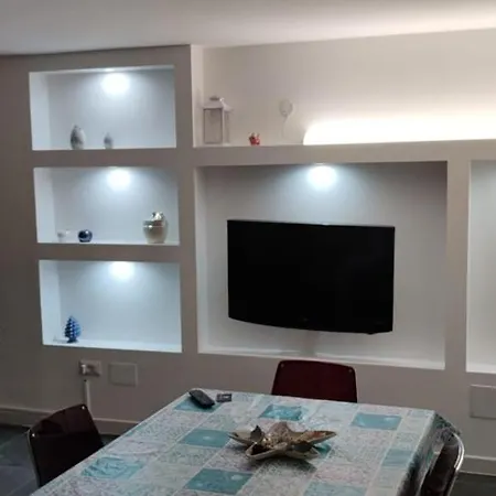 بيت للعطل La Vela جيوفيناتسو